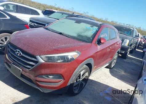 2018 Hyundai Tucson Value z USA, uszkodzony, nr VIN KM8J33A29JU794757